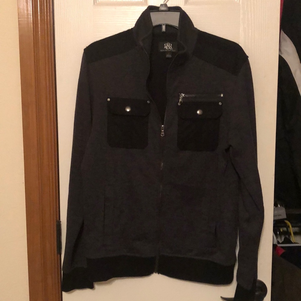 Rock and Republic men’s zip up light weight jacket